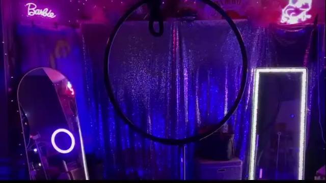 Image 2 of plasticfuckdoll Stream on Chaturbate on 1 month ago