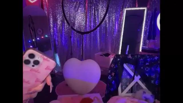 Thumbnail 2, plasticfuckdoll's Stream at Chaturbate, 1 month ago