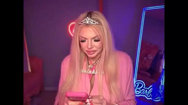 Image 10 of plasticfuckdoll Stream on Chaturbate on 1 month ago