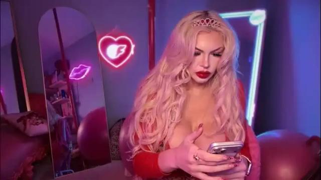 Image 6 of plasticfuckdoll Stream on Chaturbate on 8 days ago