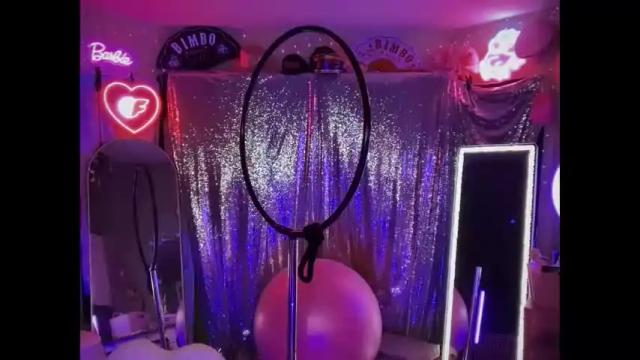 Image 2 of plasticfuckdoll Stream on Chaturbate on 2 months ago