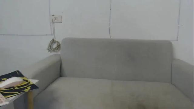 Image 3 of plasticgirll Stream on Chaturbate on 2 months ago