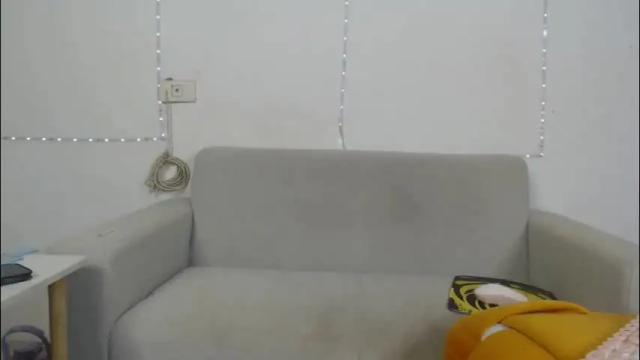 Image 7 of plasticgirll Stream on Chaturbate on 2 months ago