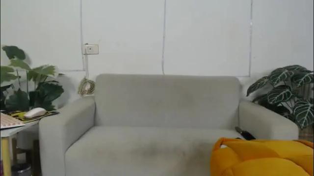 Image 12 of plasticgirll Stream on Chaturbate on 28 days ago