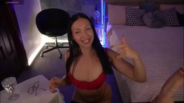 Image 4 of playboybrunette Stream on Chaturbate on 3 months ago