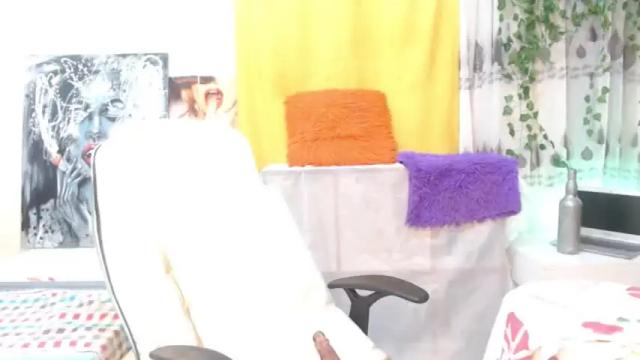 Image 10 of playboyklit Stream on Chaturbate on 25 months ago