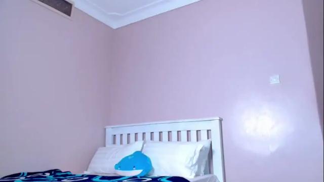 Image 3 of playboypetit Stream on Chaturbate on 4 months ago