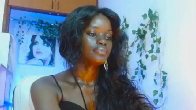 Image 3 of playboytit Stream on Chaturbate on 15 months ago