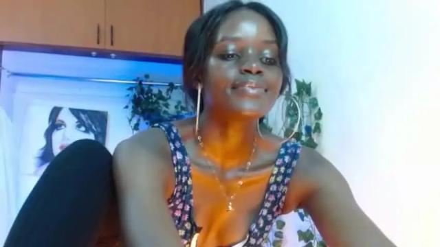 Image 3 of playboytit Stream on Chaturbate on 14 months ago
