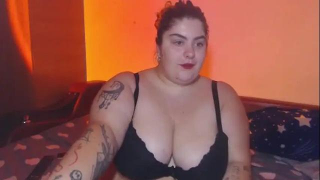 Image 10 of playful_allexys Stream on Chaturbate on 12 days ago