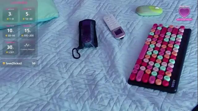 Image 7 of playfuljust_18 Stream on Chaturbate on 2 months ago