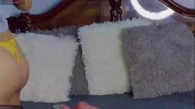 Image 6 of playfulnicole Stream on Chaturbate on 3 months ago