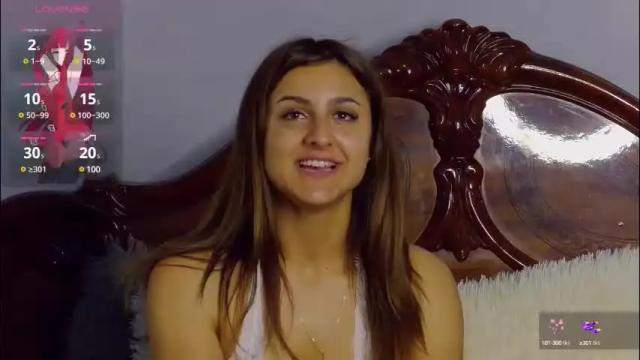 Image 4 of playfulnicole Stream on Chaturbate on 2 months ago