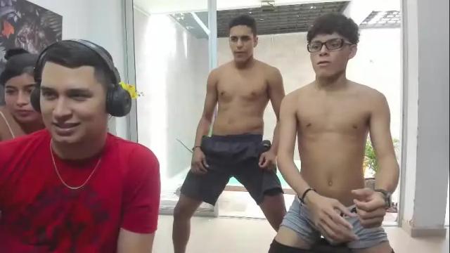 Image 4 of playhardsex Stream on Chaturbate on 1 month ago