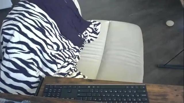 Image 8 of playwithcaity Stream on Chaturbate on 8 months ago