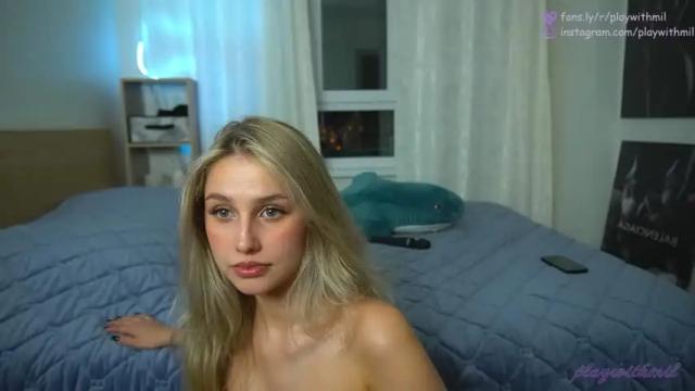 Image 8 of playwithmil Stream on Chaturbate on 15 months ago