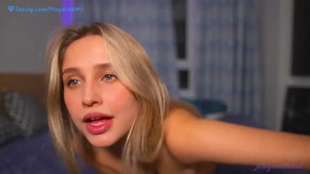 Image 11 of playwithmil Stream on Chaturbate on 13 months ago