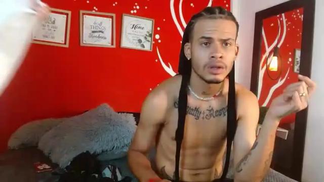 Image 3 of pleassure_infinity Stream on Chaturbate on 18 months ago