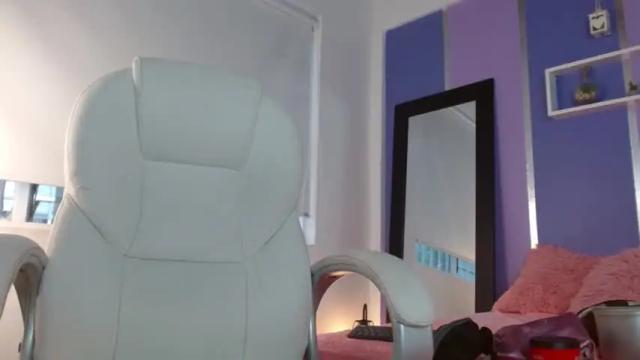 Image 4 of pleassure_infinity Stream on Chaturbate on 18 months ago