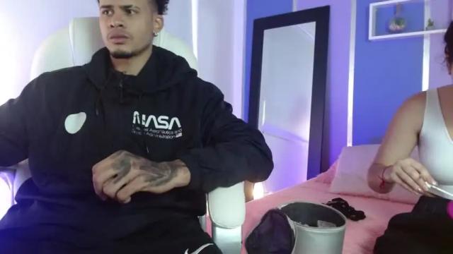 Image 2 of pleassure_infinity Stream on Chaturbate on 18 months ago