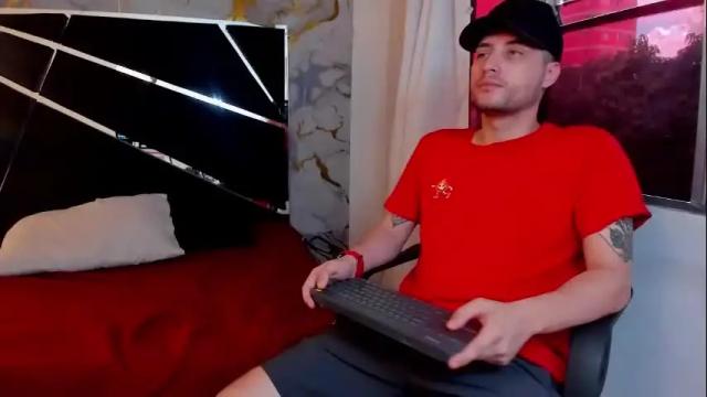 Image 3 of pleasure_vibes023 Stream on Chaturbate on 19 days ago