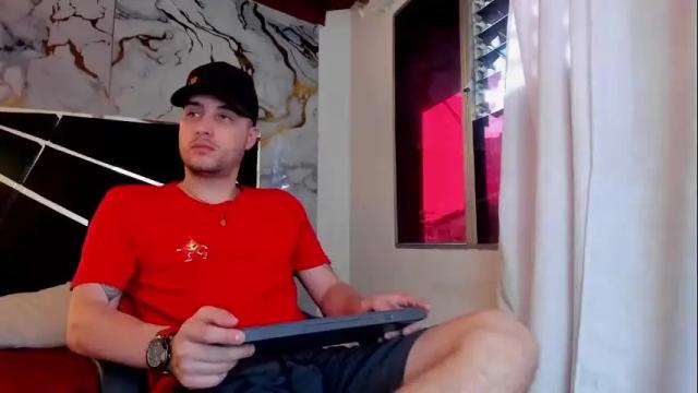 Image 4 of pleasure_vibes023 Stream on Chaturbate on 19 days ago