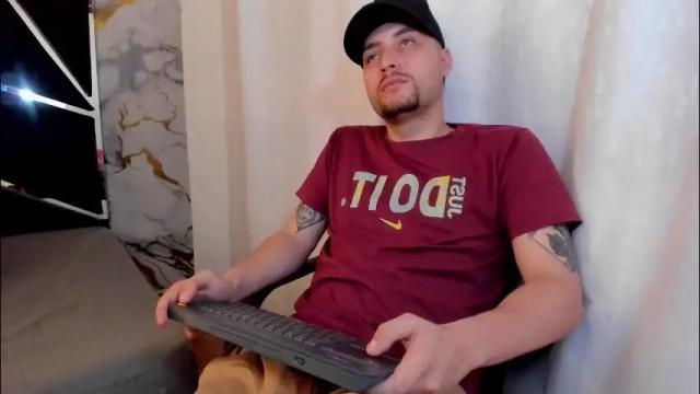 Image 4 of pleasure_vibes023 Stream on Chaturbate on 1 month ago
