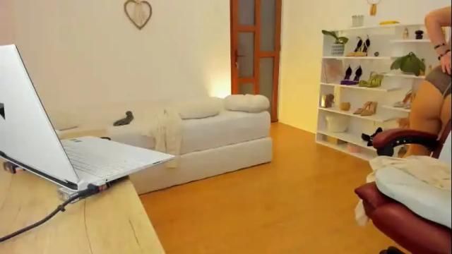 Image 10 of pleasurewitch Stream on Chaturbate on 2 months ago