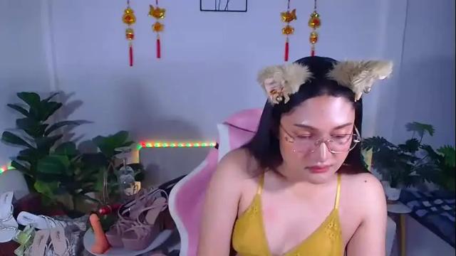 Image 2 of ploysaithailand Stream on Chaturbate on 13 days ago