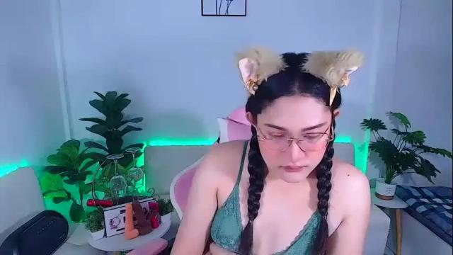Image 3 of ploysaithailand Stream on Chaturbate on 1 month ago
