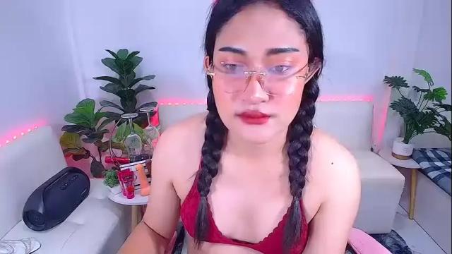 Image 4 of ploysaithailand Stream on Chaturbate on 29 days ago