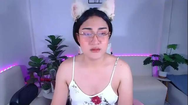 Image 2 of ploysaithailand Stream on Chaturbate on 3 days ago