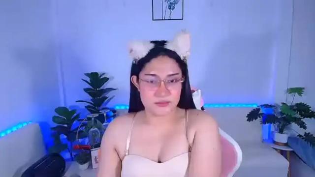 Image 2 of ploysaithailand Stream on Chaturbate on 2 months ago