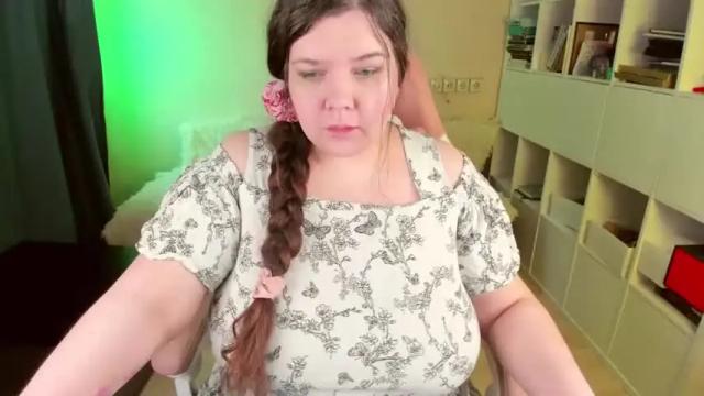 Image 4 of plum_pie__ Stream on Chaturbate on 12 months ago