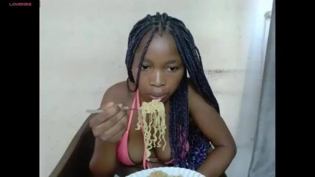 Image 2 of plumnjuicyx Stream on Chaturbate on 28 days ago