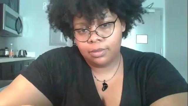 Image 3 of plushbunny420 Stream on Chaturbate on 3 months ago