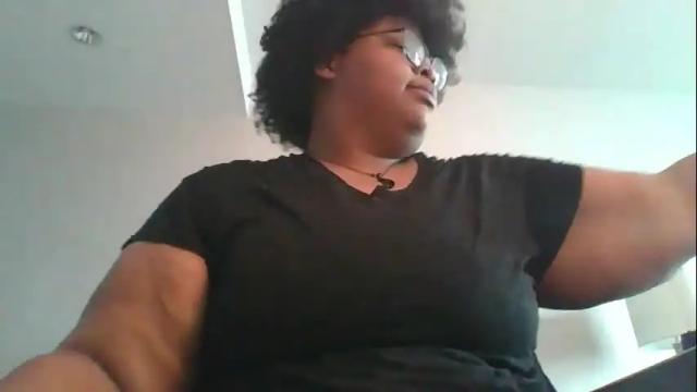 Image 7 of plushbunny420 Stream on Chaturbate on 3 months ago