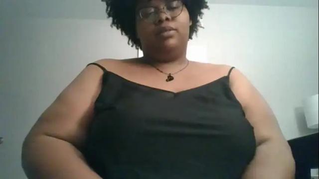 Image 12 of plushbunny420 Stream on Chaturbate on 2 months ago