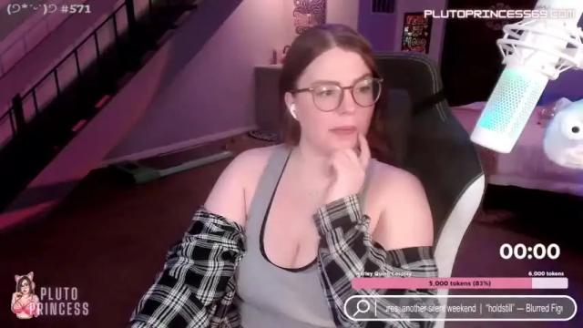 Image 12 of plutoprincess69 Stream on Chaturbate on 16 months ago