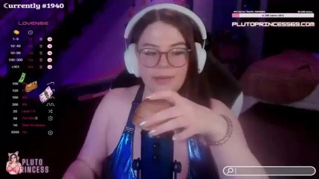 Image 12 of plutoprincess69 Stream on Chaturbate on 14 months ago
