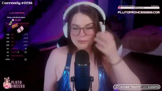 Image 6 of plutoprincess69 Stream on Chaturbate on 14 months ago