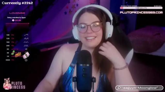 Image 7 of plutoprincess69 Stream on Chaturbate on 14 months ago