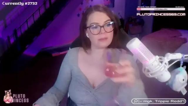 Image 10 of plutoprincess69 Stream on Chaturbate on 14 months ago