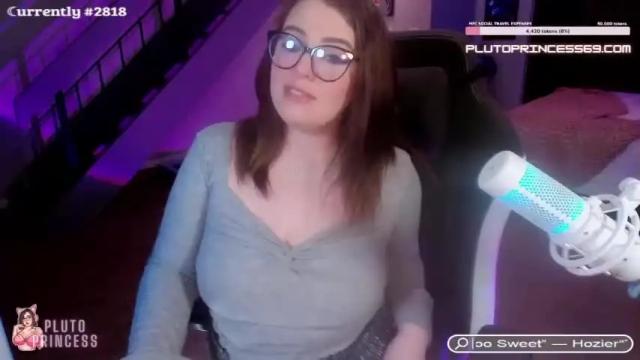 Image 3 of plutoprincess69 Stream on Chaturbate on 14 months ago