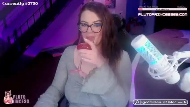 Image 8 of plutoprincess69 Stream on Chaturbate on 14 months ago