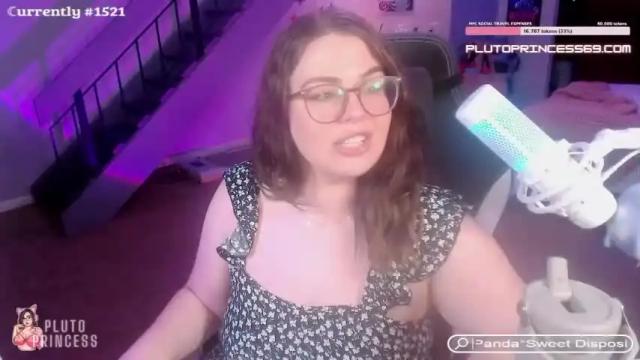 Image 2 of plutoprincess69 Stream on Chaturbate on 14 months ago