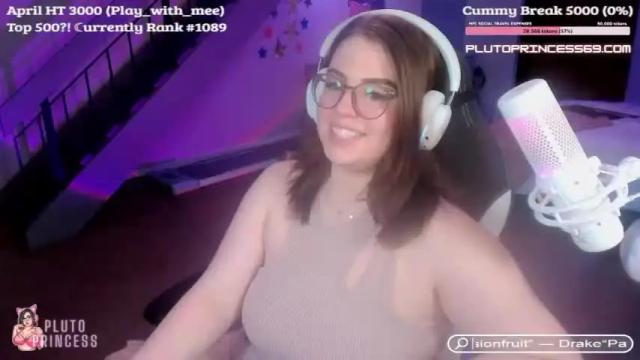 Image 3 of plutoprincess69 Stream on Chaturbate on 14 months ago