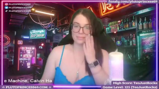 Image 2 of plutoprincess69 Stream on Chaturbate on 1 month ago