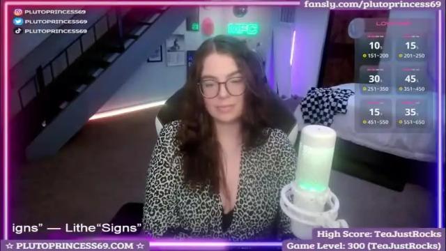 Image 10 of plutoprincess69 Stream on Chaturbate on 1 month ago