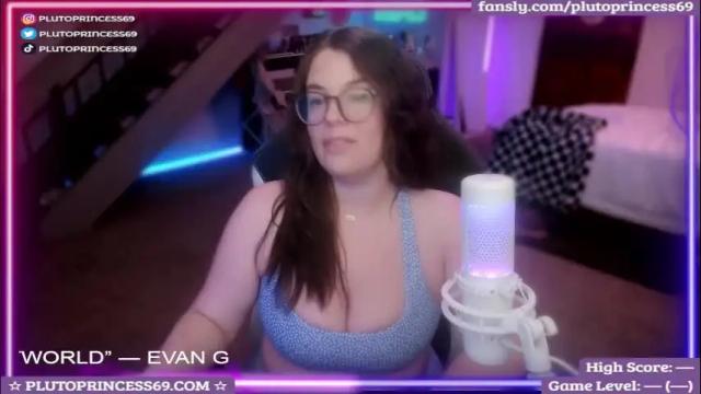 Image 6 of plutoprincess69 Stream on Chaturbate on 1 month ago